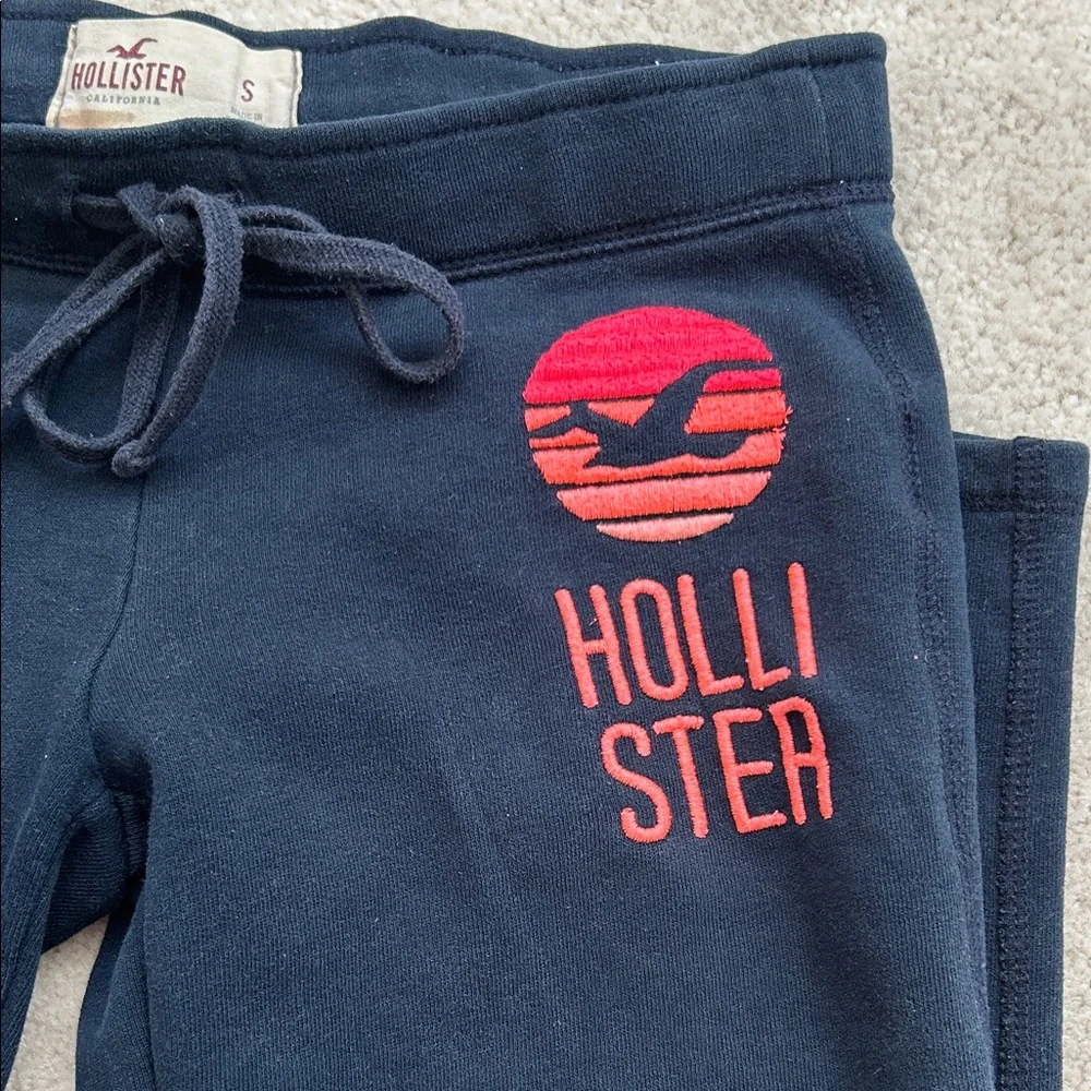 Hollister Dark Blue Straight Leg Joggers with Bright Pink Logo - Picture 3 of 7